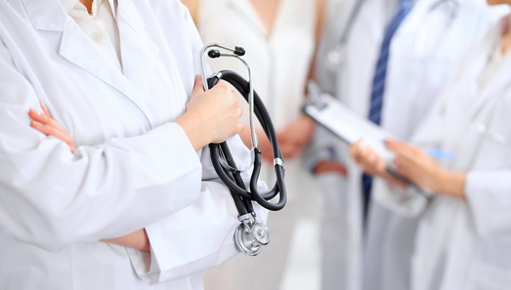 врачи медцентра